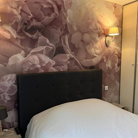 Le Cheval Blanc Hotel Jargeau ภายนอก รูปภาพ