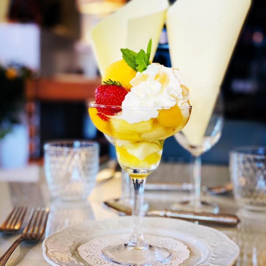 Le Cheval Blanc Hotel Jargeau ภายนอก รูปภาพ