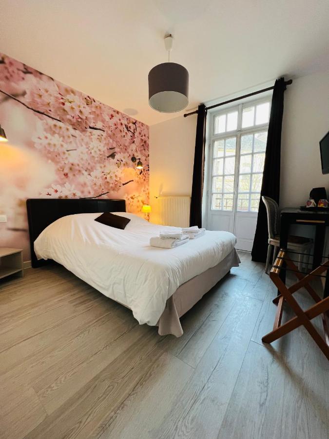 Le Cheval Blanc Hotel Jargeau ภายนอก รูปภาพ