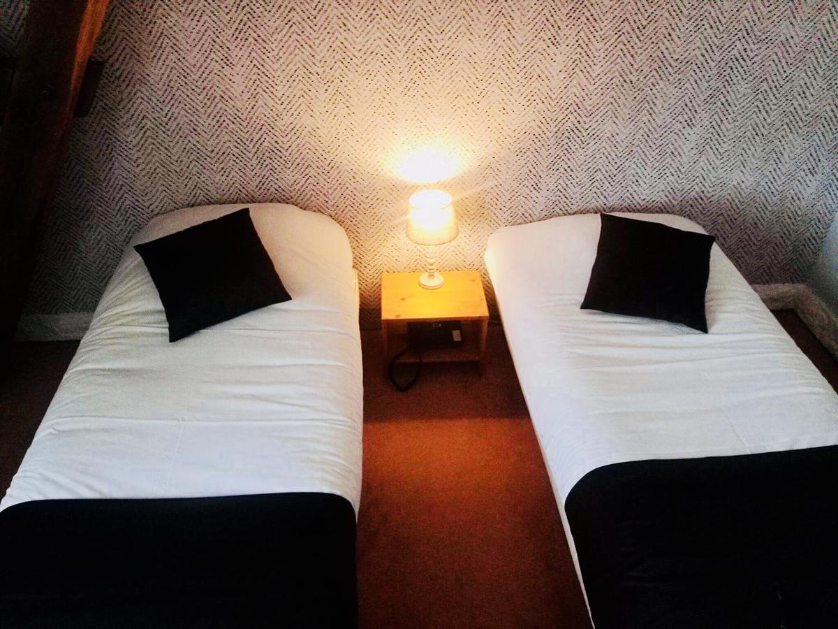 Le Cheval Blanc Hotel Jargeau ภายนอก รูปภาพ